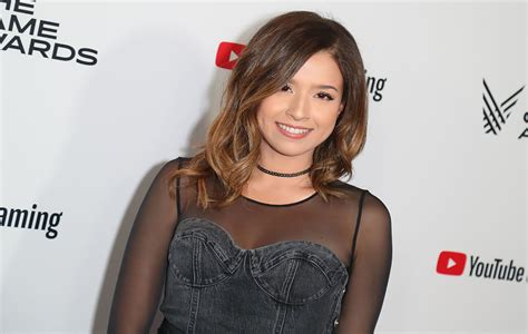 Pokimane Dépasse 6 Millions Dabonnés Sur Twitch