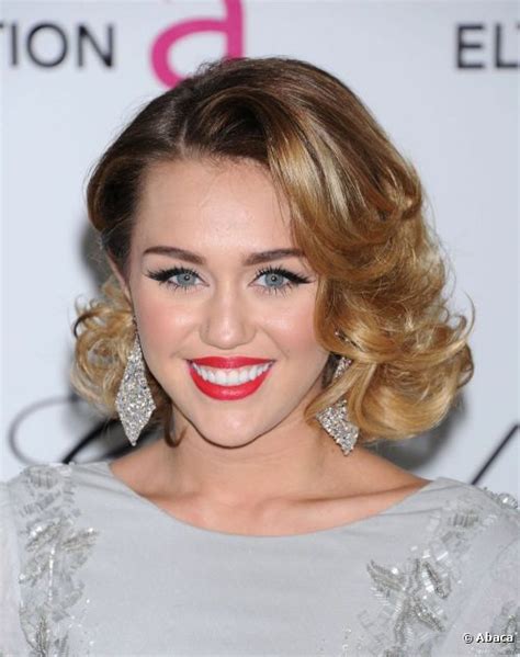 2012 Miley Cyrus Beautiful Long Hair Hair Styles Glamorous Hair