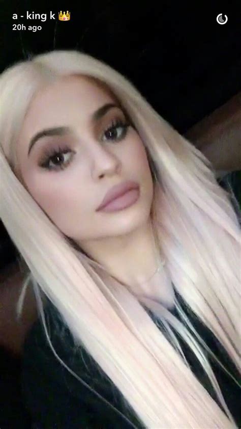 нσυѕтσиqυєєивяι♛♚ Kylie Jenner Blonde Kylie Jenner Snapchat Hairstyle