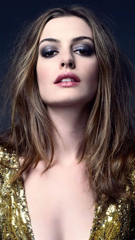 Actress Anne Hathaway 2021 4k Ultra Hd Mobile Wallpaper Anne Hathaway Sexy Anne Hathaway