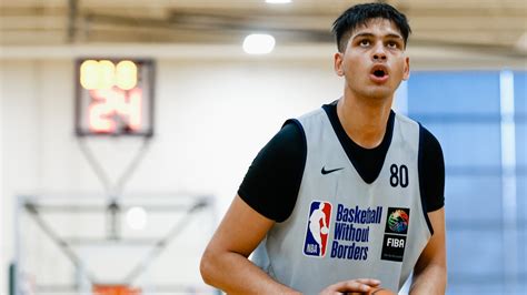 Nba Academy India Prospect Amaan Sandhu Signs With First Love Christian