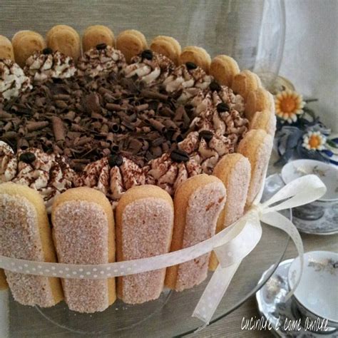 Charlotte alla crema con fragole calde , di elisa e laura telatin. TORTA CHARLOTTE al tiramisù | Cucinare è come amare