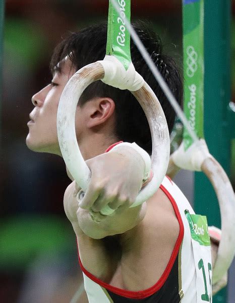 Jun 06, 2021 · 体操の東京五輪代表最終選考会を兼ねた全日本種目別選手権最終日は6日、群馬県の高崎アリーナで決勝が行われ、男子は個人総合で五輪2連覇の. リオデジャネイロ五輪・体操男子団体決勝、つり…：男子体操 ...
