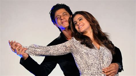Shah Rukh Khan Kajol To Come Together For Rajkumar Hiranis Next Film