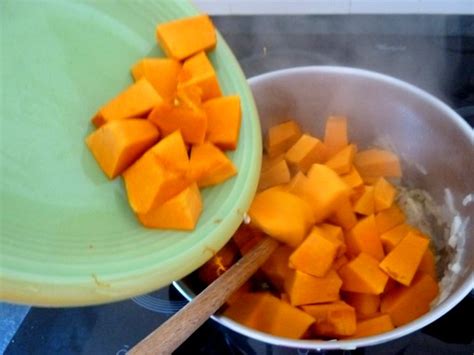 Maybe you would like to learn more about one of these? COUSCOUS VEGAN COURGE POIS CHICHES - Recette de Cuisine ...