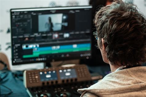 How To Choose A Video Editor Software For Your Youtube Channel 2020