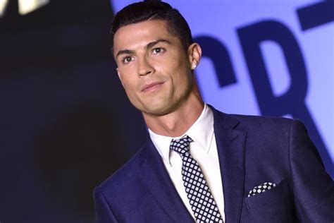 Cristiano Ronaldo Er Designt Seine Eigene Schuhkollektion Galade