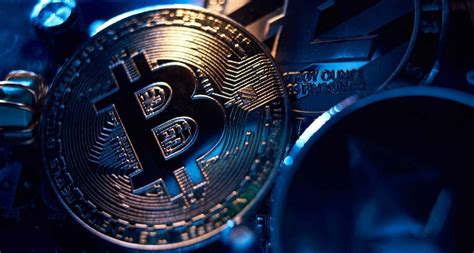 New merchants are welcome to announce their services for bitcoin, but after those have been announced warrent buffet will buy bitcoin at 2021. Altcoin investors will be happy with Pantera Capital's ...