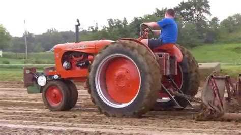 Allis Chalmers Wd45 Pulling Youtube
