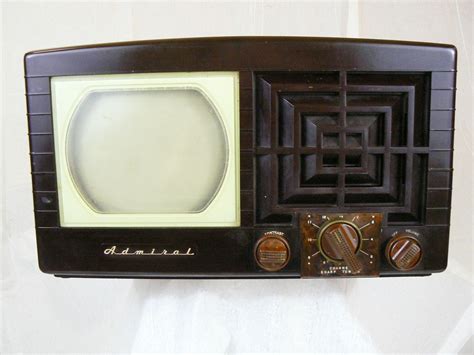 1948 Admiral 7 Screen Brown Bakelite Tv Television Model 17t12