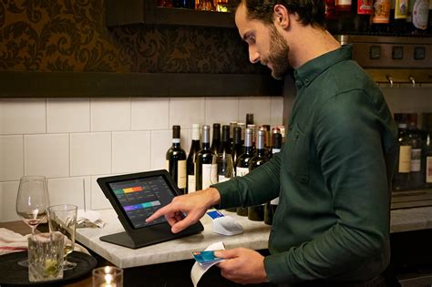 5 Tech Solutions You Need To Grow Your Restaurant Business