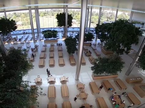 This Video Gives A Rare Look Inside Apples 5 Billion Spaceship Headquarters Business