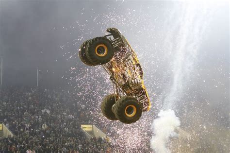 Max D Double Backflip Attempt At World Finals Monster Trucks Monster