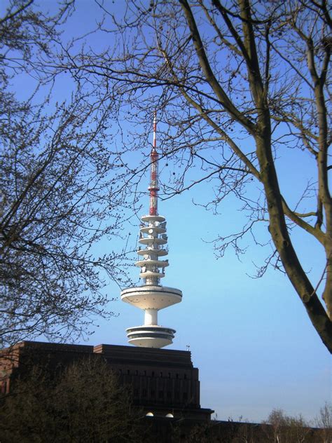 Heinrich Hertz Turm Fehrnsehturm Tv Tower Hamburg Ger Flickr