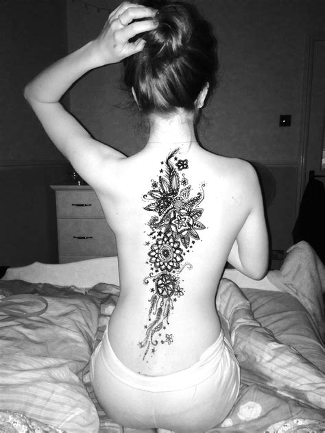 This Was The First Time I Ever Did Henna My Friend Showed Me Some Pictures Of Back Hennas And