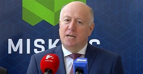Kriza was a member of fidesz and served as mayor of miskolc from october 3, 2010 to october 13, 2019. Most jelentette be: Rákkal küzd a fideszes Kriza Ákos ...