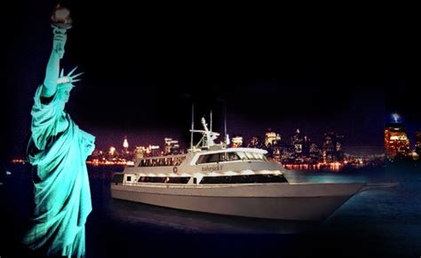 Amberjack V Yacht Caliber Yacht Charter Boat Ny Manhattan