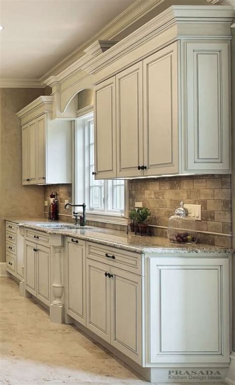Antique White Shaker Kitchen Cabinets Cabinetes De Cocina Remodelacion De Cocinas Diseño De