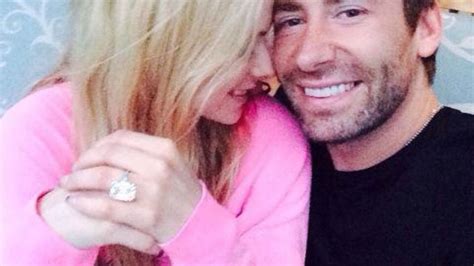 Chad Kroeger Buys Avril Lavigne The Biggest Diamond Ring In The History Of Ever Entertainment