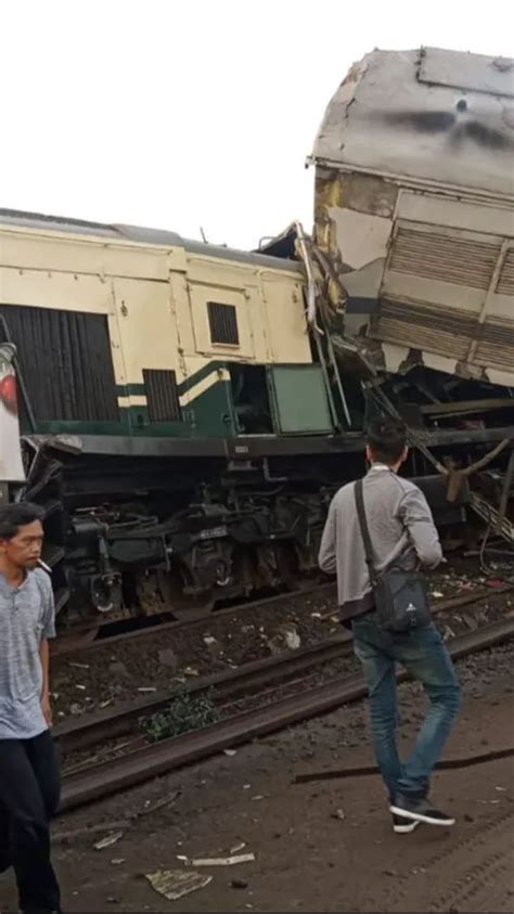 Fakta Fakta Dan Kronologi Lengkap Tabrakan Ka Turangga Vs Commuter Line Bandung Raya