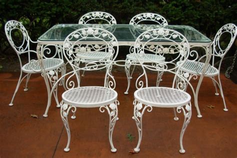 Check spelling or type a new query. Woodard Antiques | Small patio decor, Vintage outdoor ...