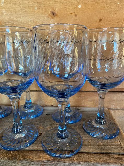 Vintage Libbey Swirl Light Blue Wine Glasses 12 Oz Etsy