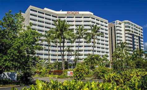 Wifi is free, and this hotel also features 3 outdoor pools and a restaurant. Rydges Esplanade Resort Cairns | Accommodation in Cairns