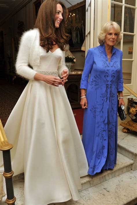 Kate Middleton La Storia Del Suo Abito Da Sposa Firmato Vogue Italia