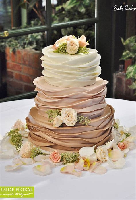 45 beautiful and tasty wedding cake trends 2022 wedding cake boxes simple wedding cake