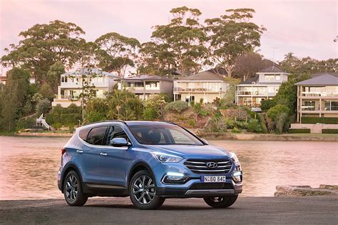 Start here to discover how much people are paying, what's for sale, trims, specs, and a lot more! HYUNDAI Santa Fe Sport specs & photos - 2016, 2017, 2018 ...