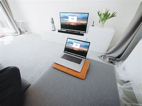 Mirror windows 10 display on apple tv. How to Mirror a Laptop to a TV