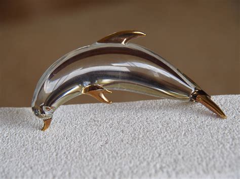 Glass Dolphin With 18k Gold Nose Fins And Tail By Lovelybitsandpieceau On Etsy Finned Tailed