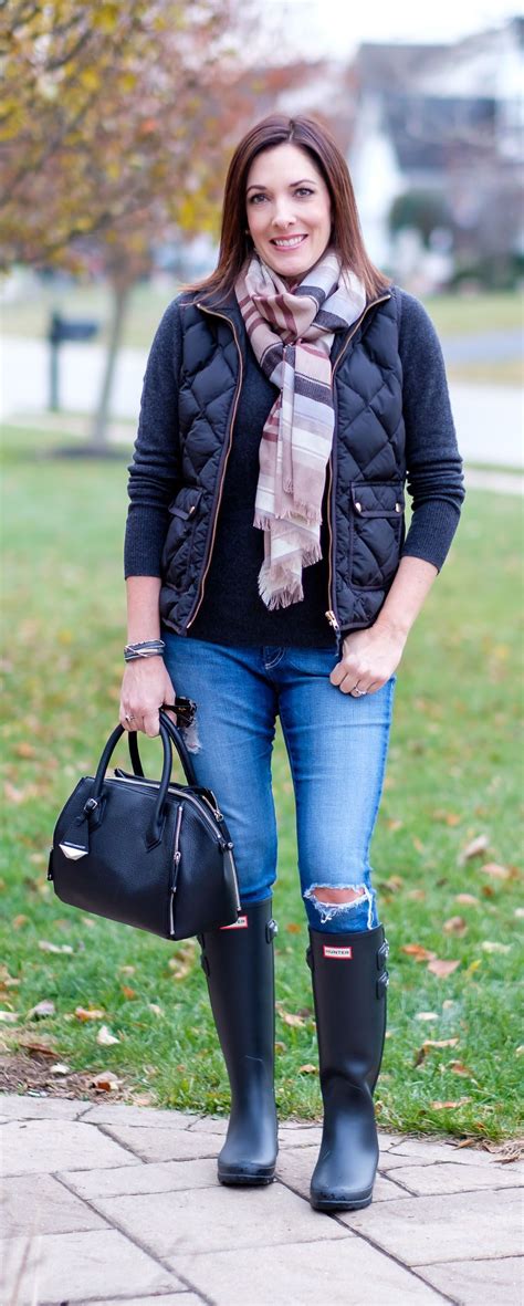 Breathtaking 35 Graceful Fall Outfits For Women Over 40 Outfital