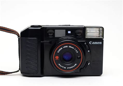 Canon Sure Shot 35mm Point And Shoot Film Camera With 38 Mm F28 Lens