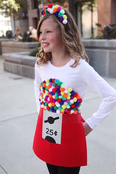 44 Easy Last Minute Halloween Costumes You Can Put Together Quickly