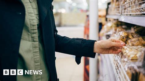 The Cost Of Living Started My Shoplifting Why Stealing Goods Is On The Rise Bbc News