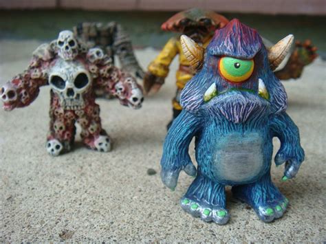 Omfg Customs By Joe Whiteford Whiteford Pet Monsters Vinyl Toys