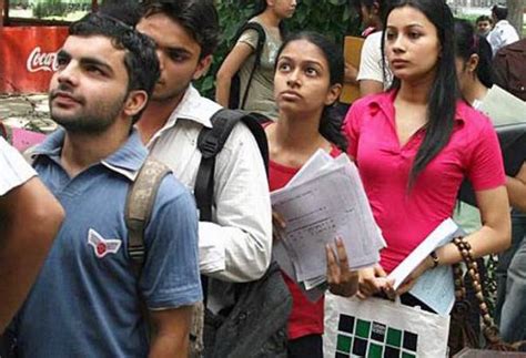 Founded in 1864, it is the oldest independent private univers. DU Admission 2019: Delhi University sees over 9,000 ...
