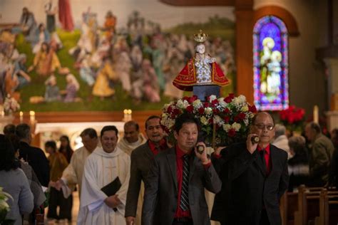 How Filipinos Celebrate Their Faith During Santo Nino Festival Season America Magazine