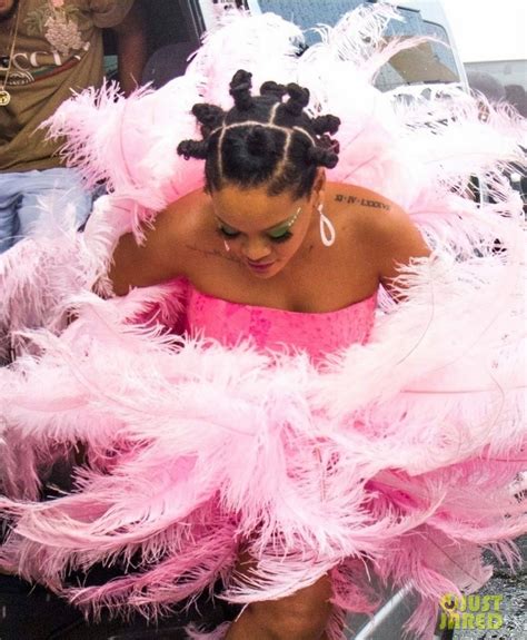 Рианна Rihanna фото №1207832 Rihanna Kadooment Day Parade In