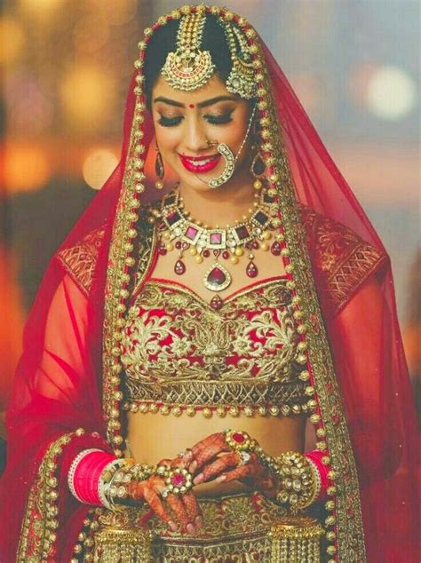 Pin By Sushmita Basu ~♥~ On Weddings Brides Outfits Beautiful Moments Indian Bridal Photos