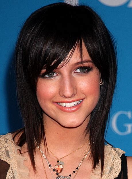 Just a shake of the head and a little teasing in … Edgy medium length hairstyles