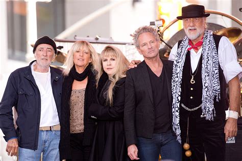 Her petition cites the couple's only remaining. Fleetwood Mac Still Not Interested in Lindsey Buckingham ...