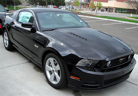 File2013 Ford Mustang Gt Front View Wikipedia