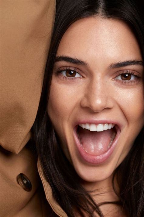 Kendall Jenner Gets Ready For Her Closeup In Lofficiel Us Kendall