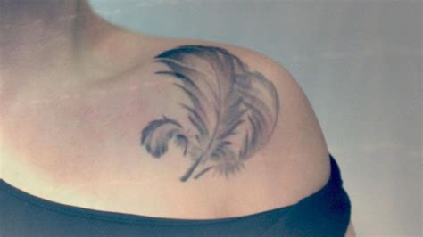 Maybe you would like to learn more about one of these? Feder Tattoos und die Bedeutung