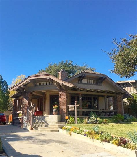 1915 Craftsman Bungalow Pasadena Ca Craftsman Bungalow Exterior