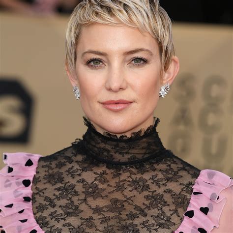 20 Classic And Cool Short Hairstyles For Older Women