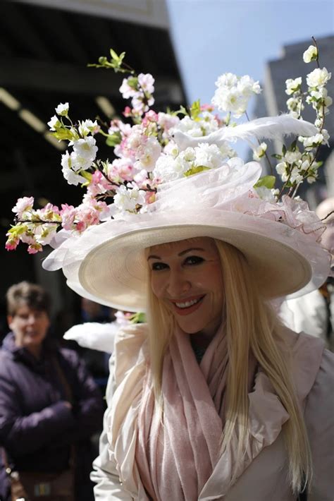 They Are Wearing Easter Parade And Bonnet Festival In New York Wwd