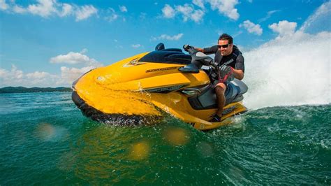 Alittle choas at first because of the prior renters. Jet Ski Rental in Miami - YouTube